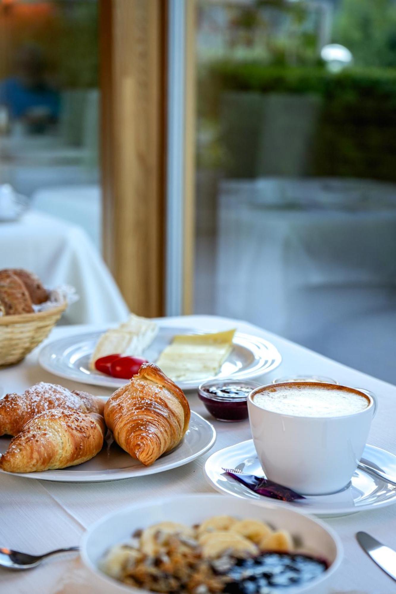 B&B Hotel Mirabel Ortisei Kültér fotó