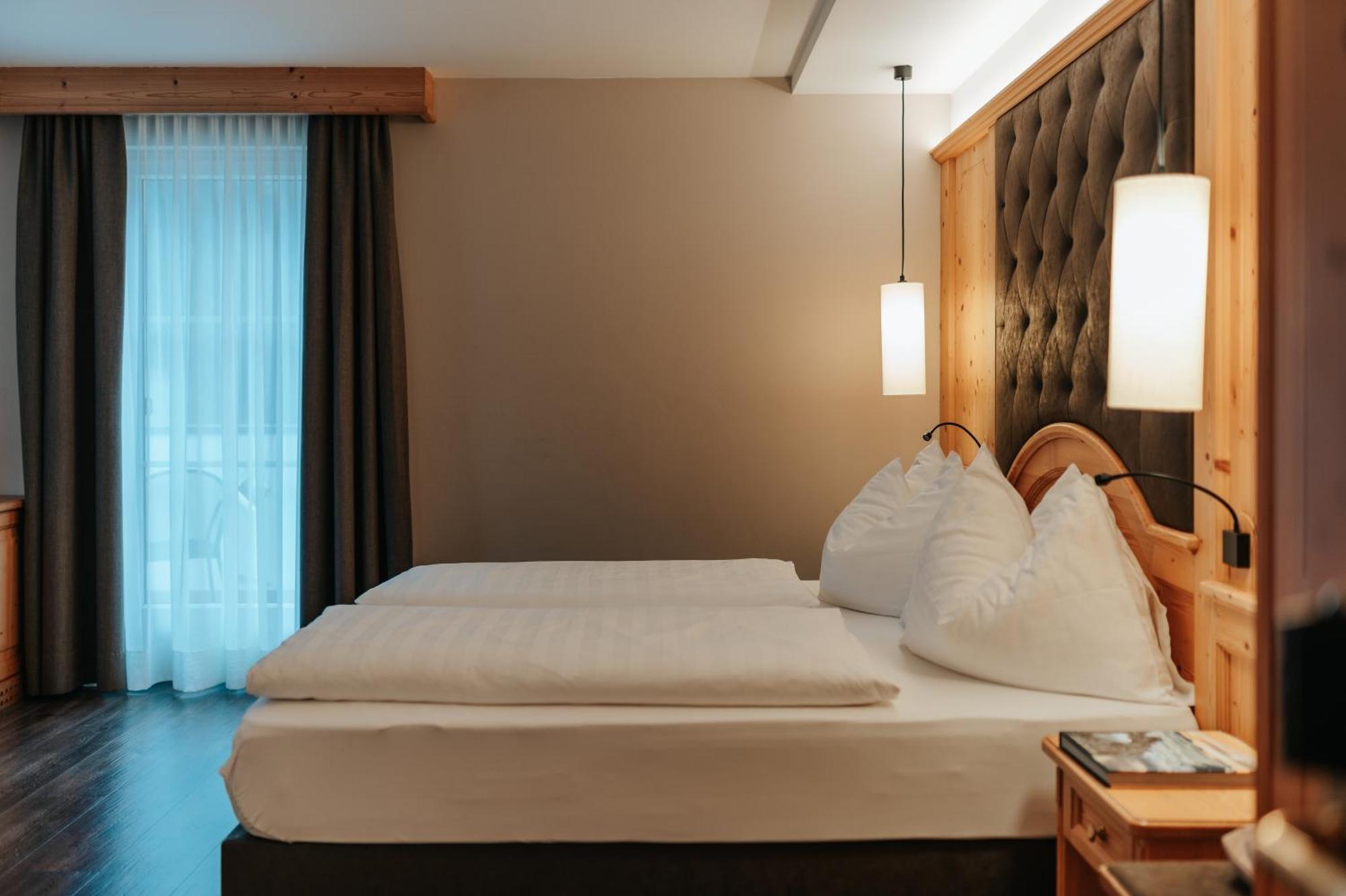 B&B Hotel Mirabel Ortisei Szoba fotó