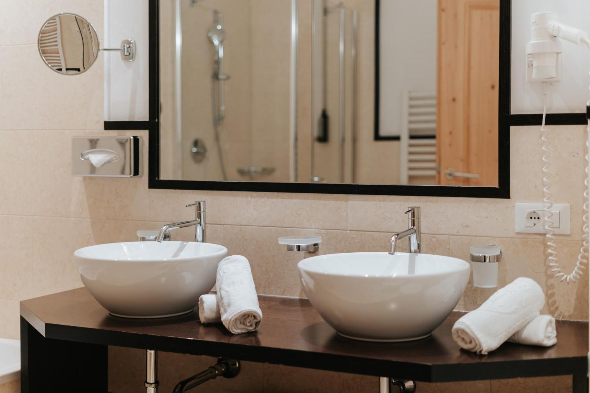 B&B Hotel Mirabel Ortisei Szoba fotó