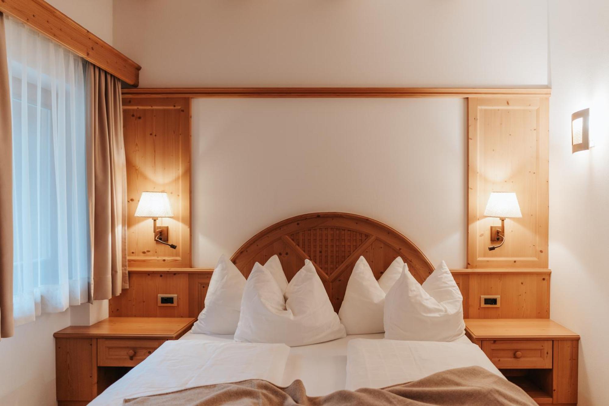 B&B Hotel Mirabel Ortisei Szoba fotó
