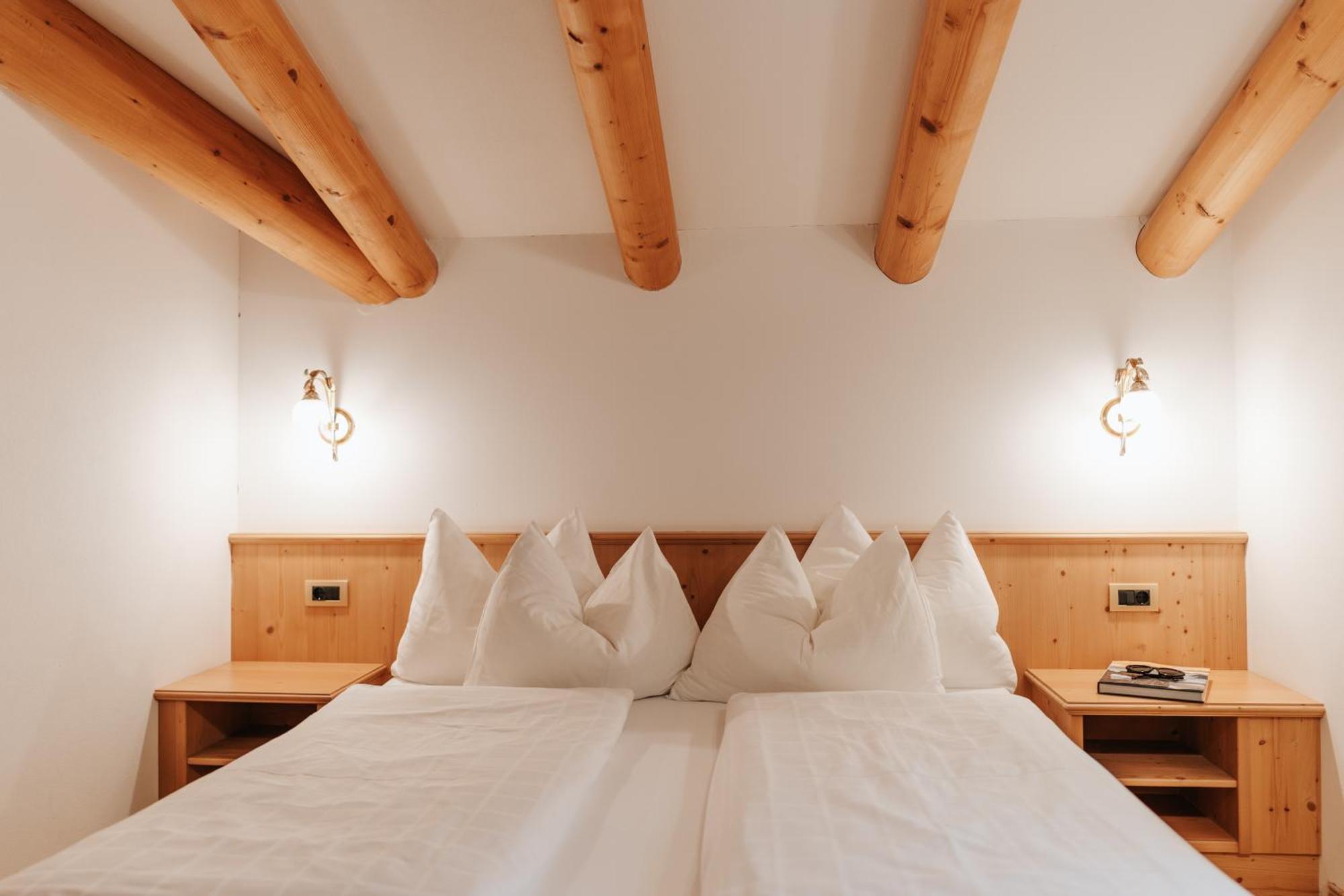 B&B Hotel Mirabel Ortisei Szoba fotó