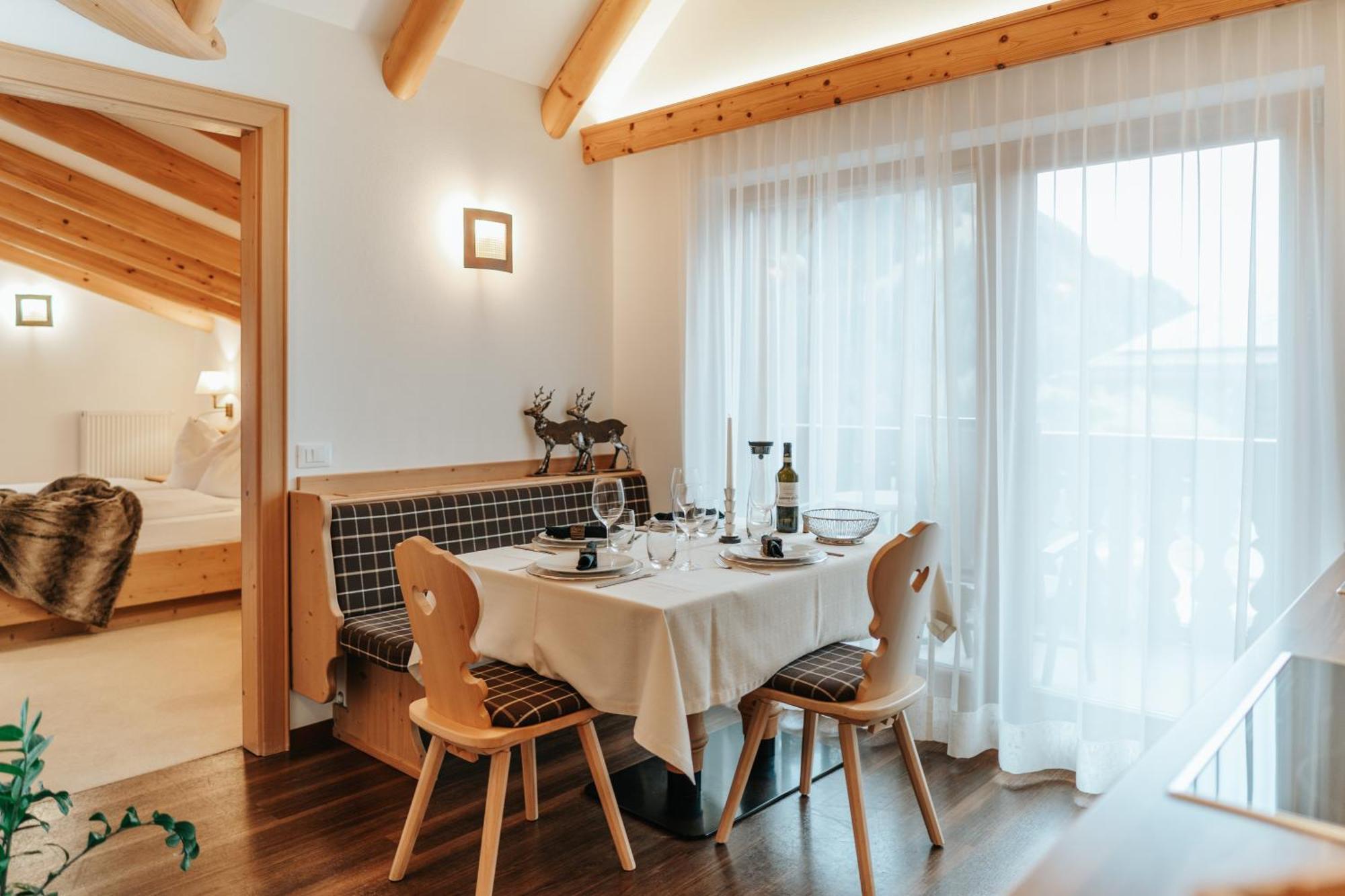 B&B Hotel Mirabel Ortisei Szoba fotó