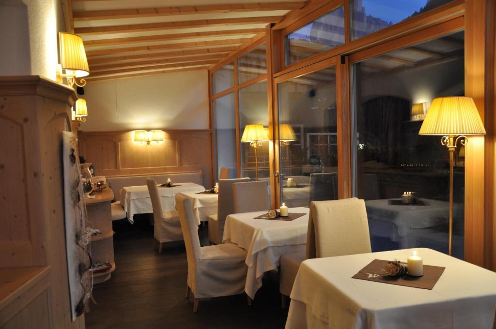 B&B Hotel Mirabel Ortisei Kültér fotó